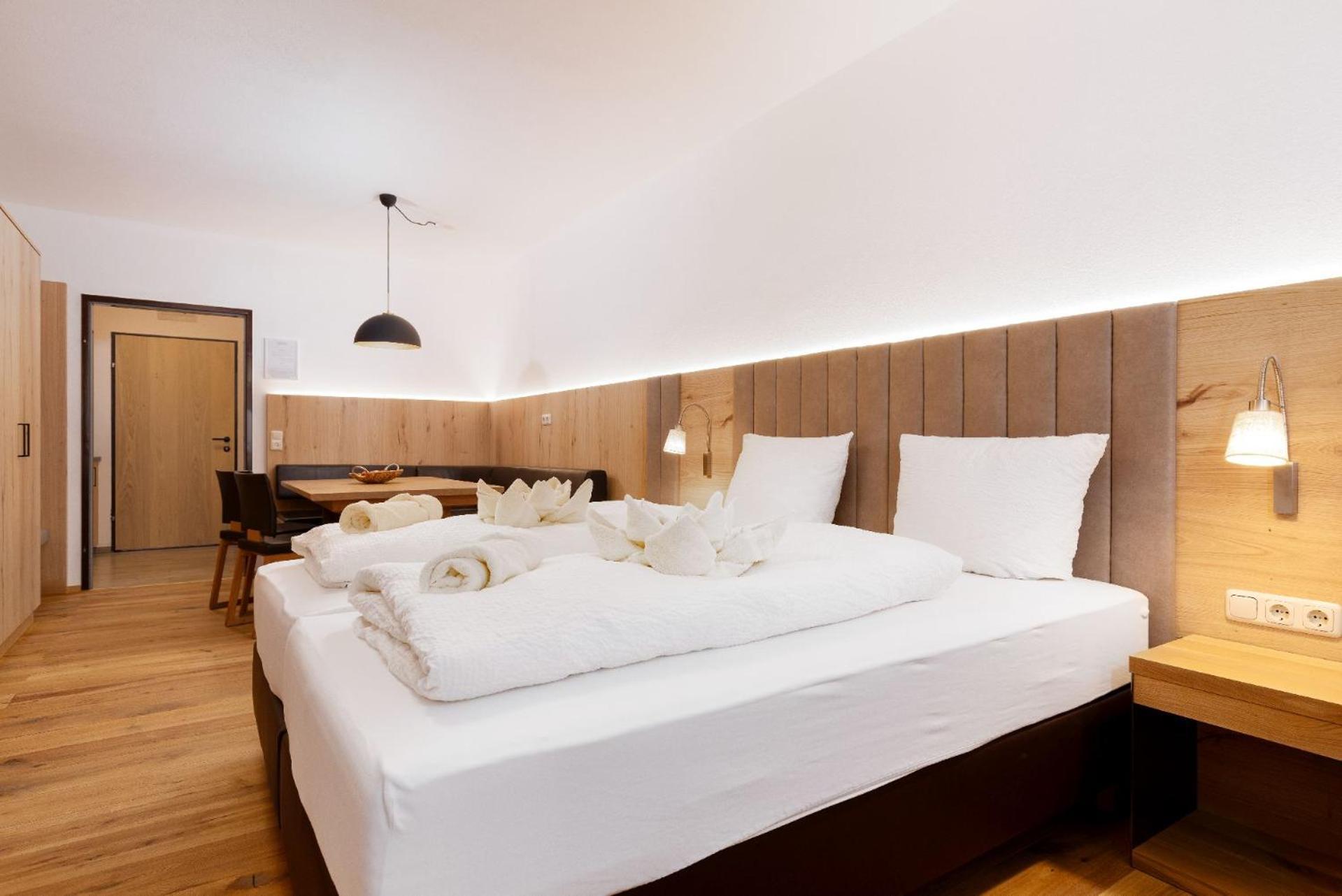 Appartement Krippenstein Mit Indoorpool Und Sauna باد غويسرن المظهر الخارجي الصورة